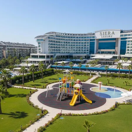 Siera Luxury 公寓式酒店 安塔利亚